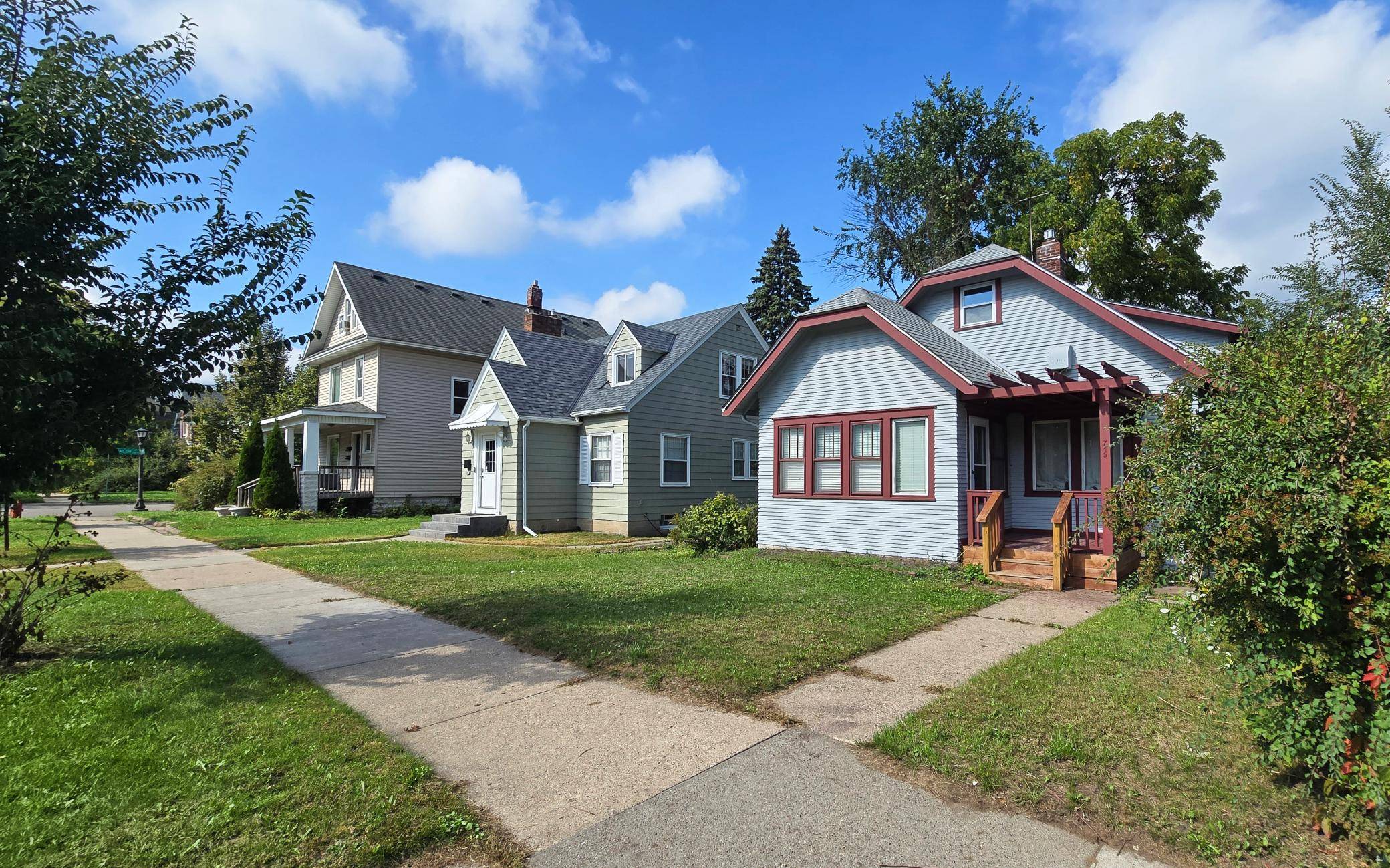 749 Geranium AVE E, Saint Paul, MN 55106