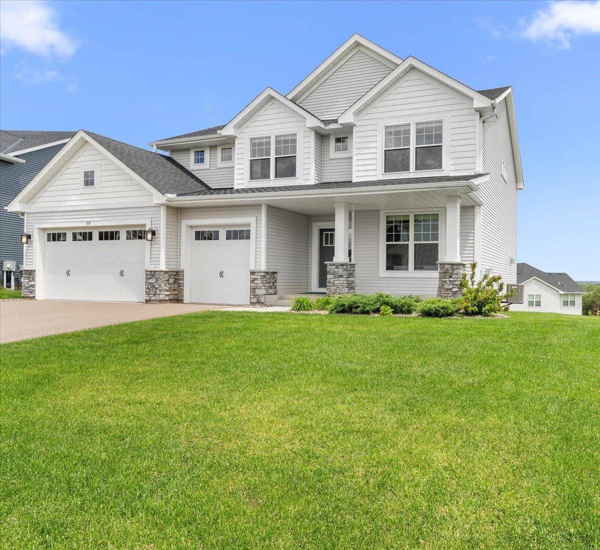 819 Spancil Hill VW, Woodbury, MN 55129