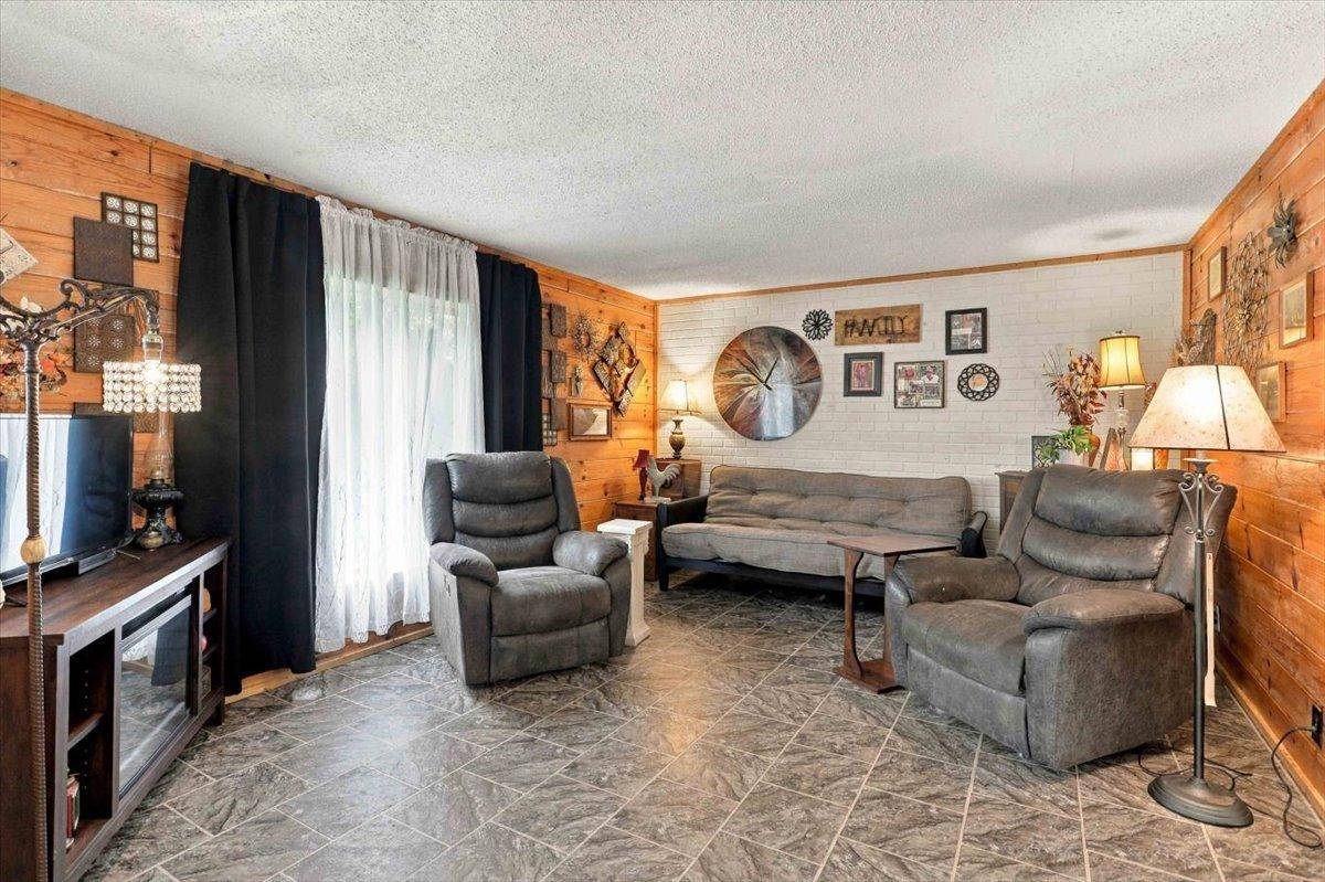 2105 300th AVE, Mora, MN 55051