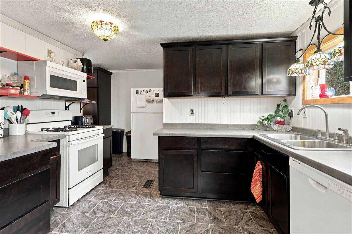 2105 300th AVE, Mora, MN 55051