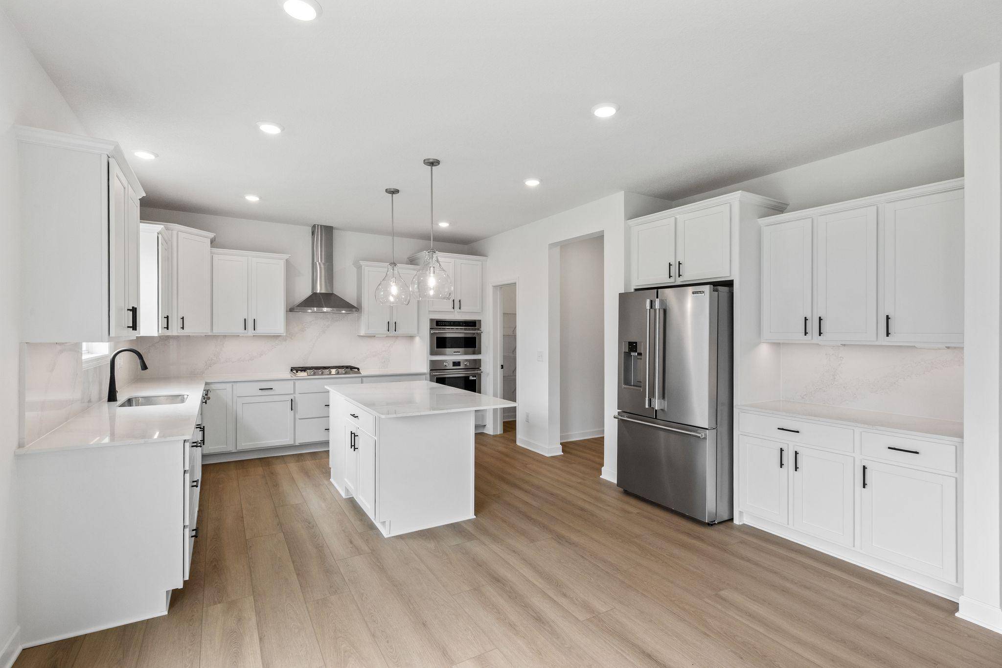 1082 Achilles DR, Rosemount, MN 55068