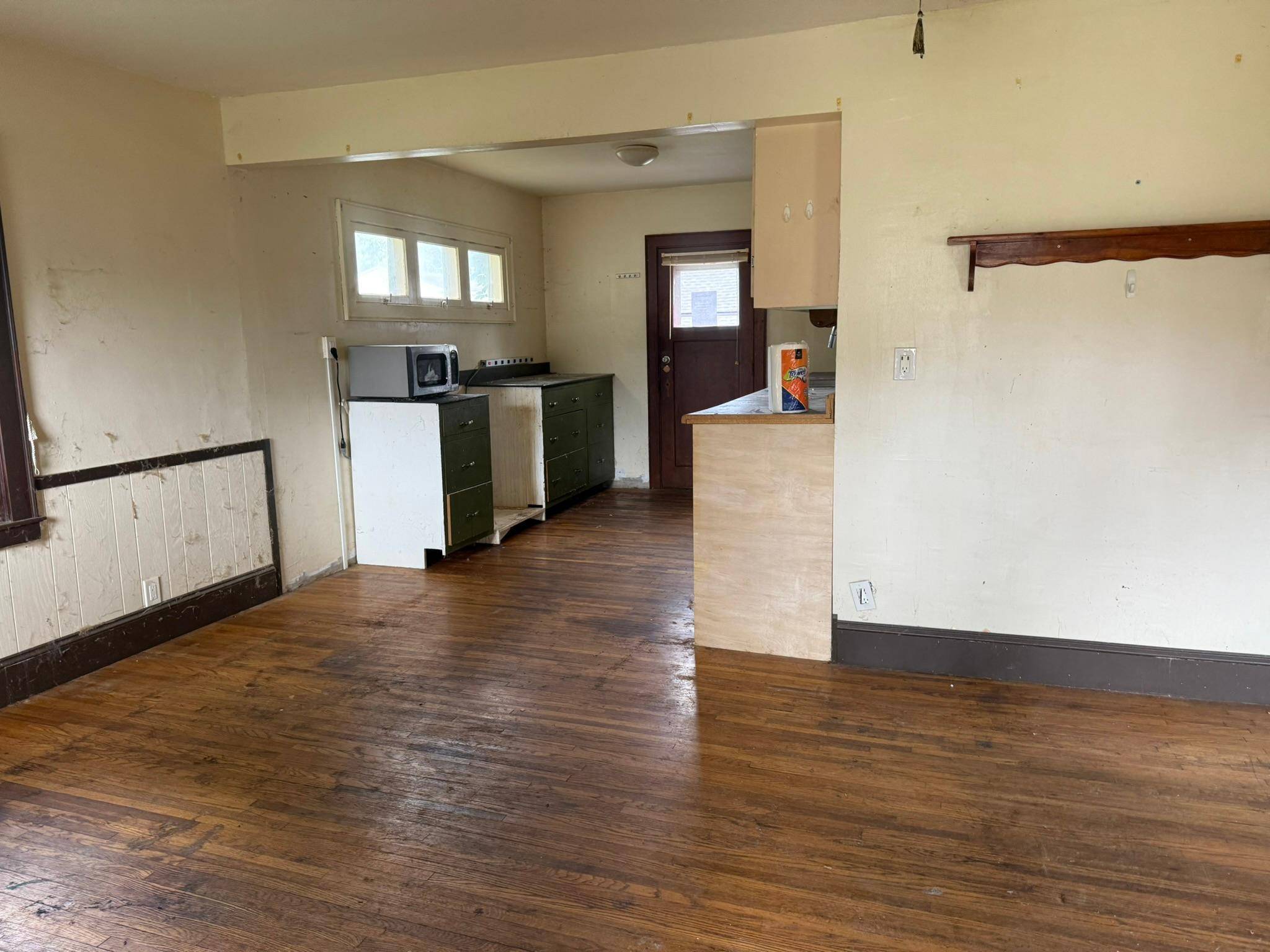 1302 Saint Joseph AVE, Albert Lea, MN 56007