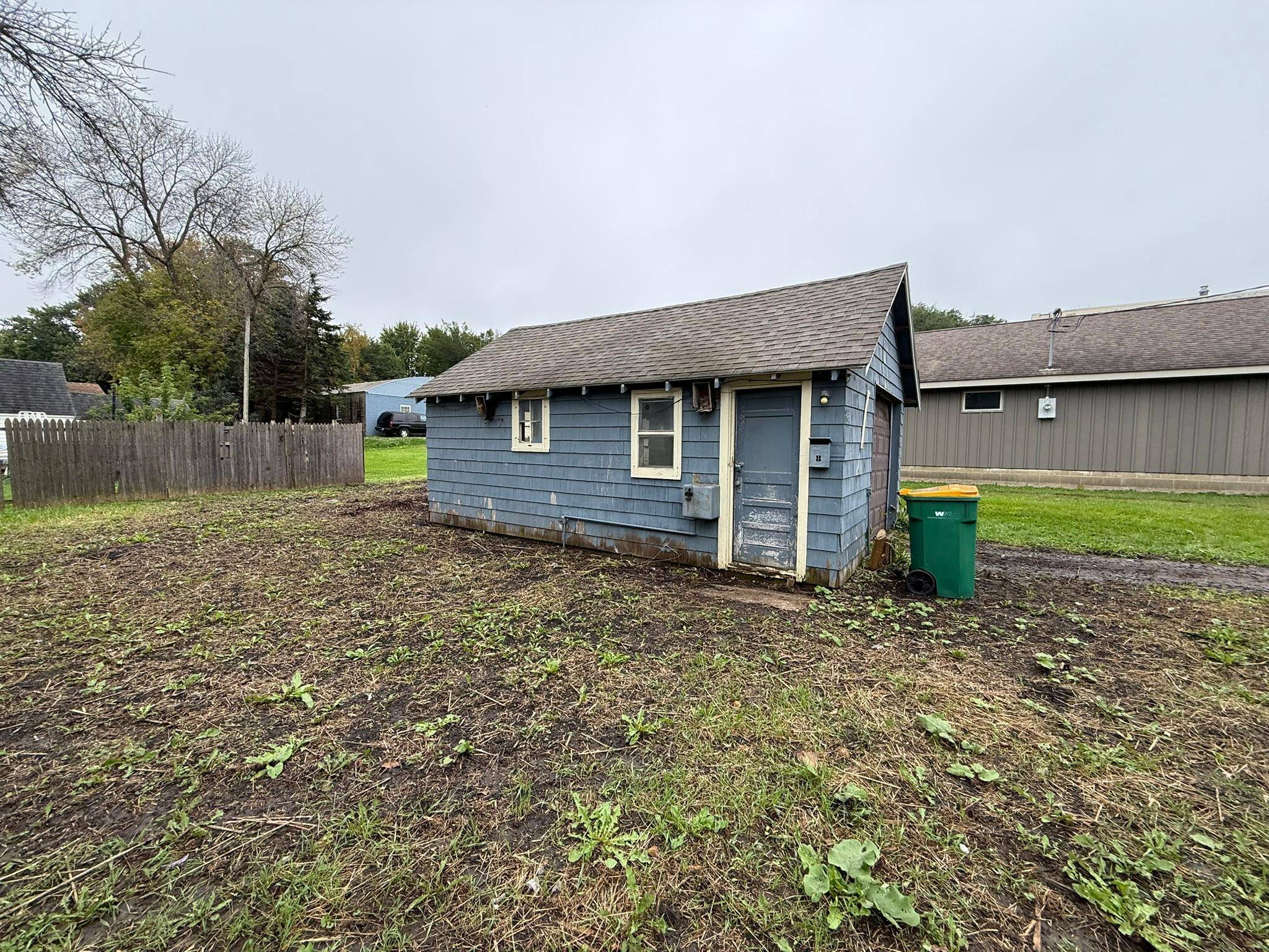 1302 Saint Joseph AVE, Albert Lea, MN 56007