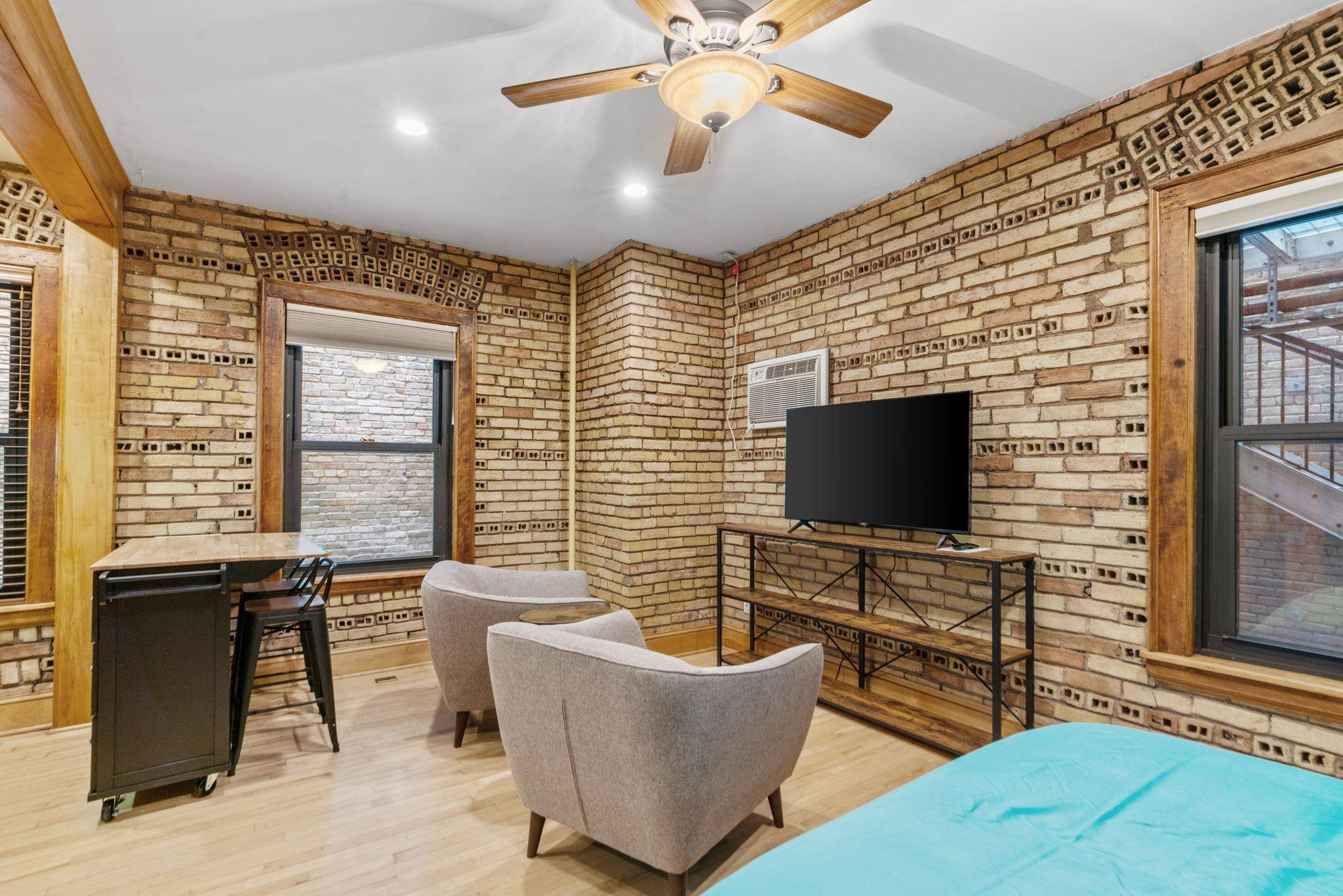 11 S 12th ST #104, Minneapolis, MN 55403