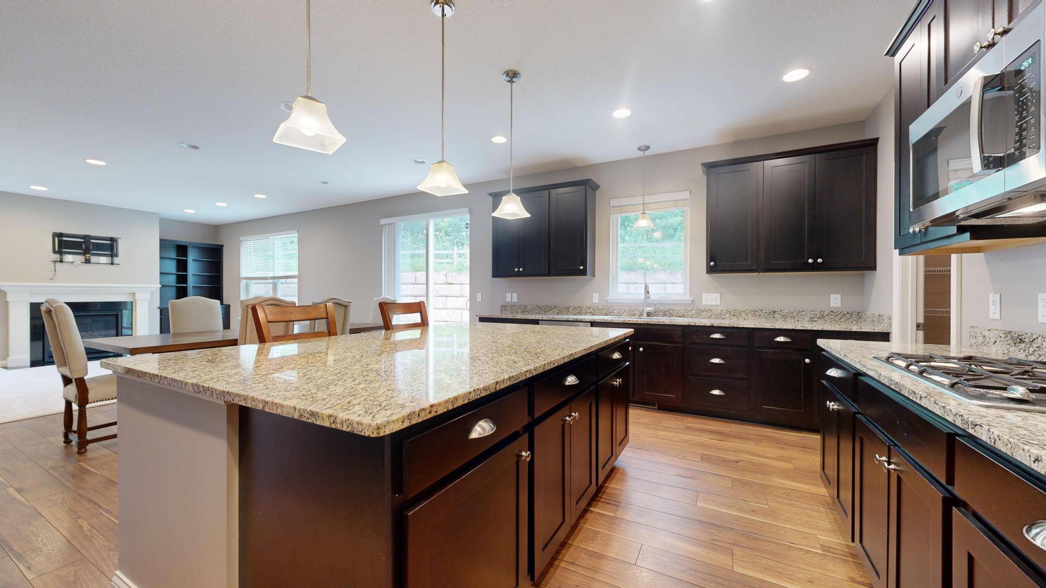 5585 Orchard Cv, Mound, MN 55364