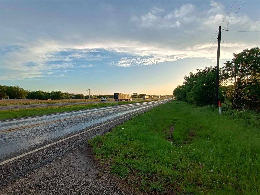 5330 E I- 30, Campbell, TX 75422