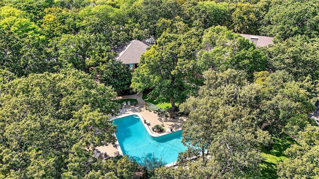 215 Hiland Acres Circle, Pottsboro, TX 75076