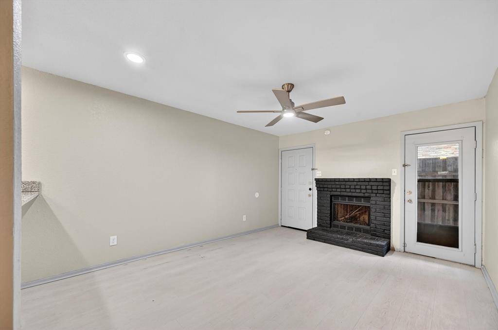 1810 N Garrett Avenue #124, Dallas, TX 75206