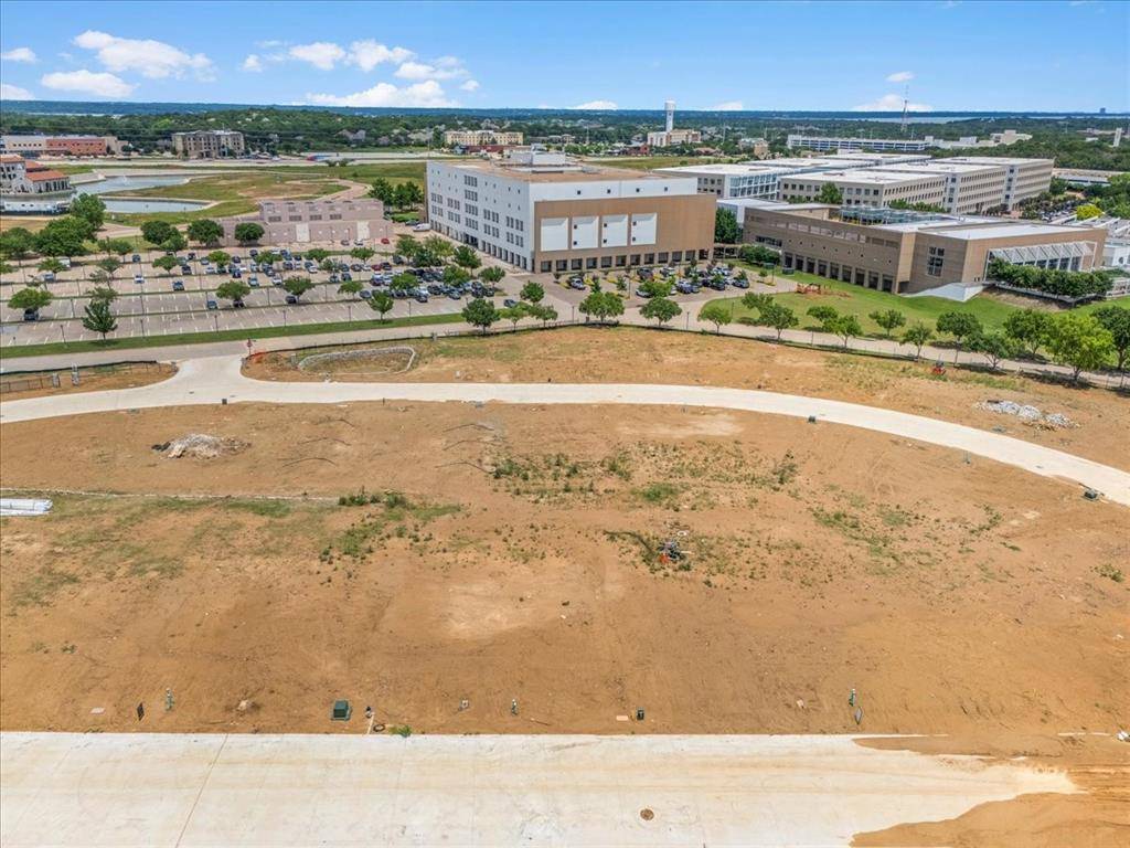 2305 Otter Lane, Westlake, TX 76262