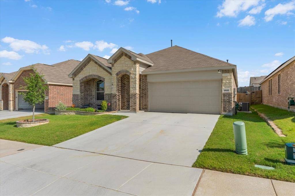 2520 Goodrich Road, Fort Worth, TX 76179
