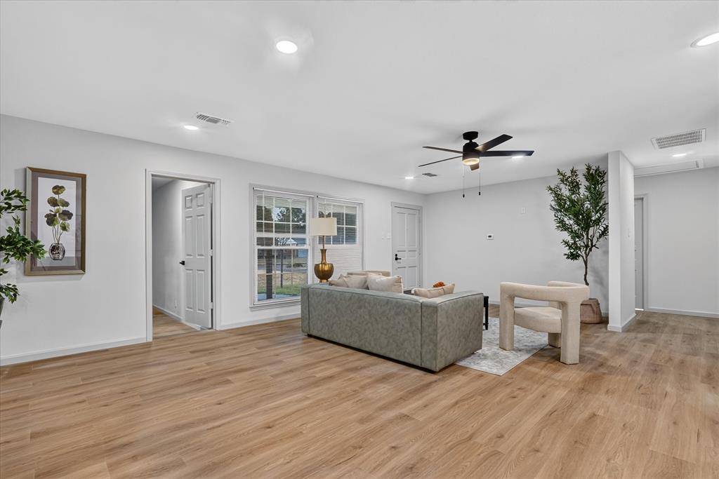 607 Ridgedale Drive, Richardson, TX 75080