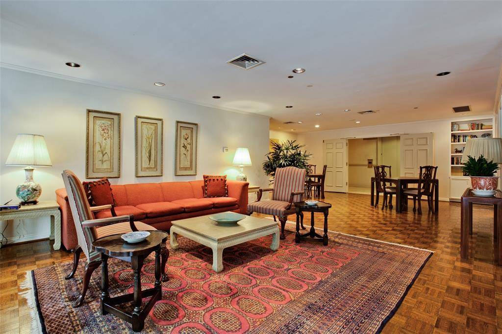 4500 Roland Avenue #805, Highland Park, TX 75219