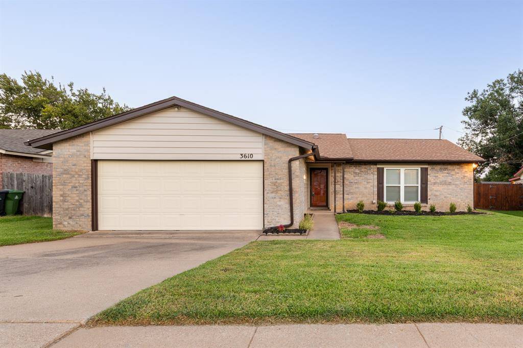 3610 Palomino Drive, Arlington, TX 76017