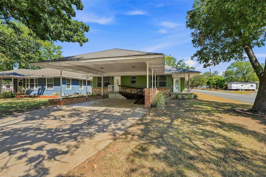 901 W Hanna Street, Denison, TX 75020