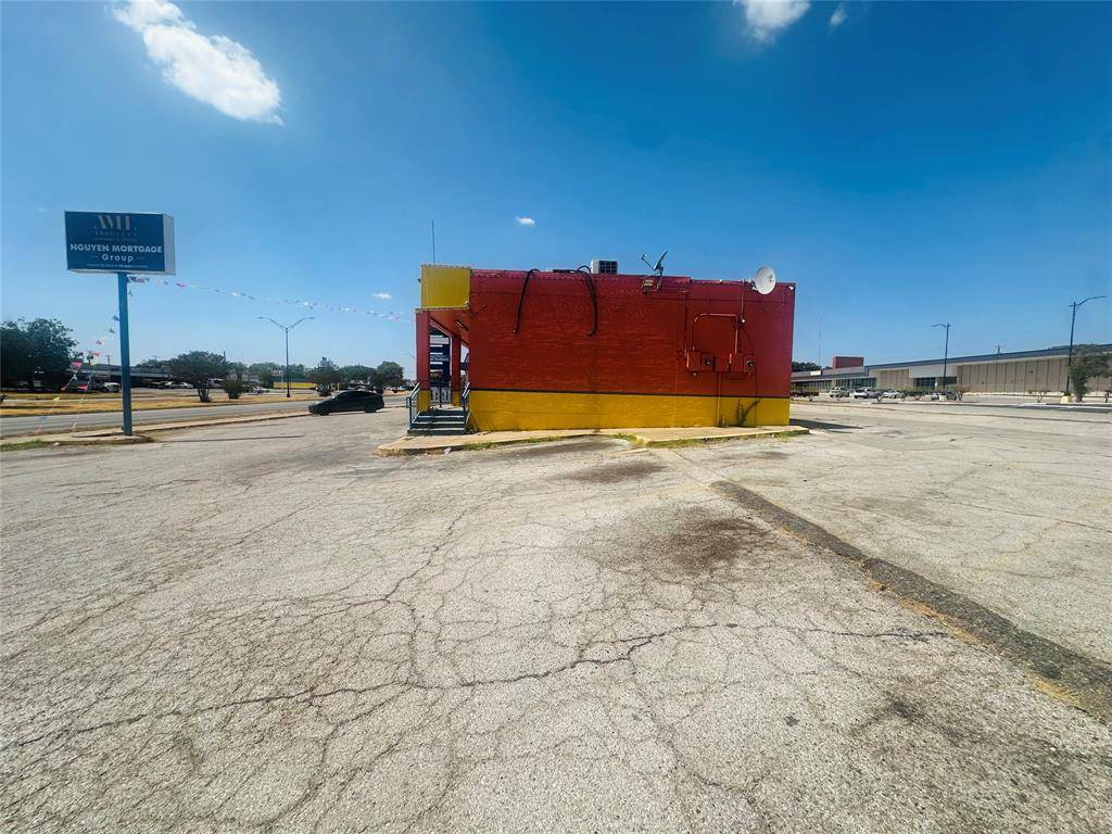 4753 E Lancaster Avenue #103, Fort Worth, TX 76103