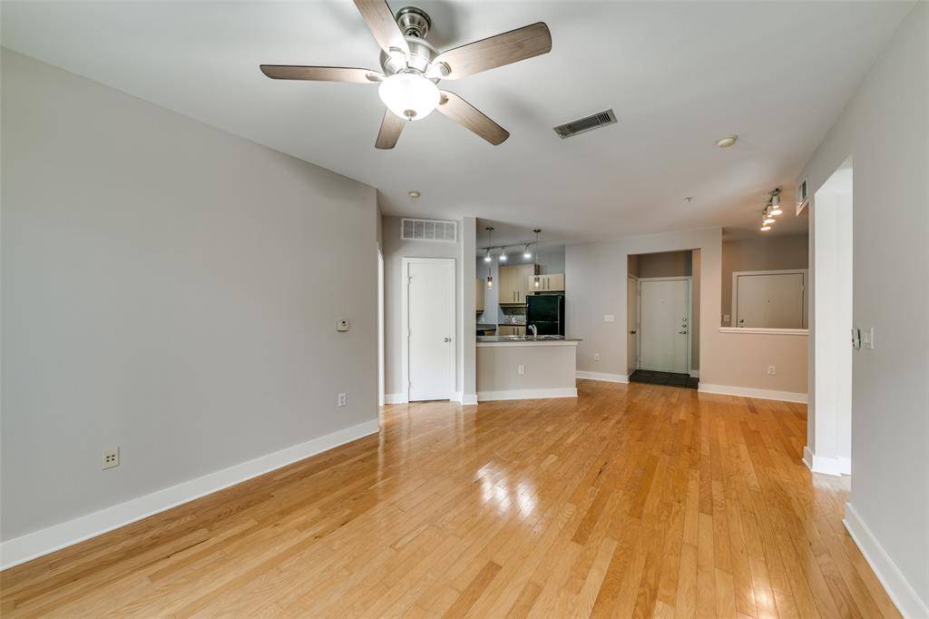 4414 Cedar Springs Road #207, Dallas, TX 75219