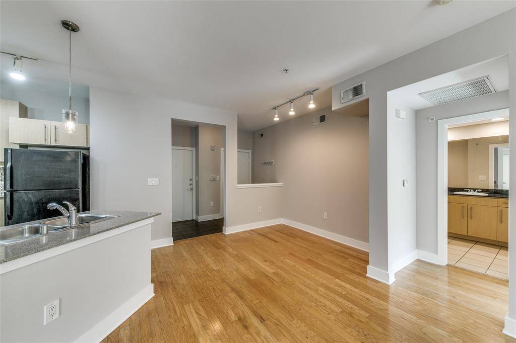 4414 Cedar Springs Road #207, Dallas, TX 75219