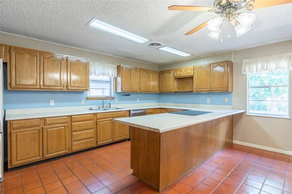 4018 Brook Hollow Drive, Abilene, TX 79605