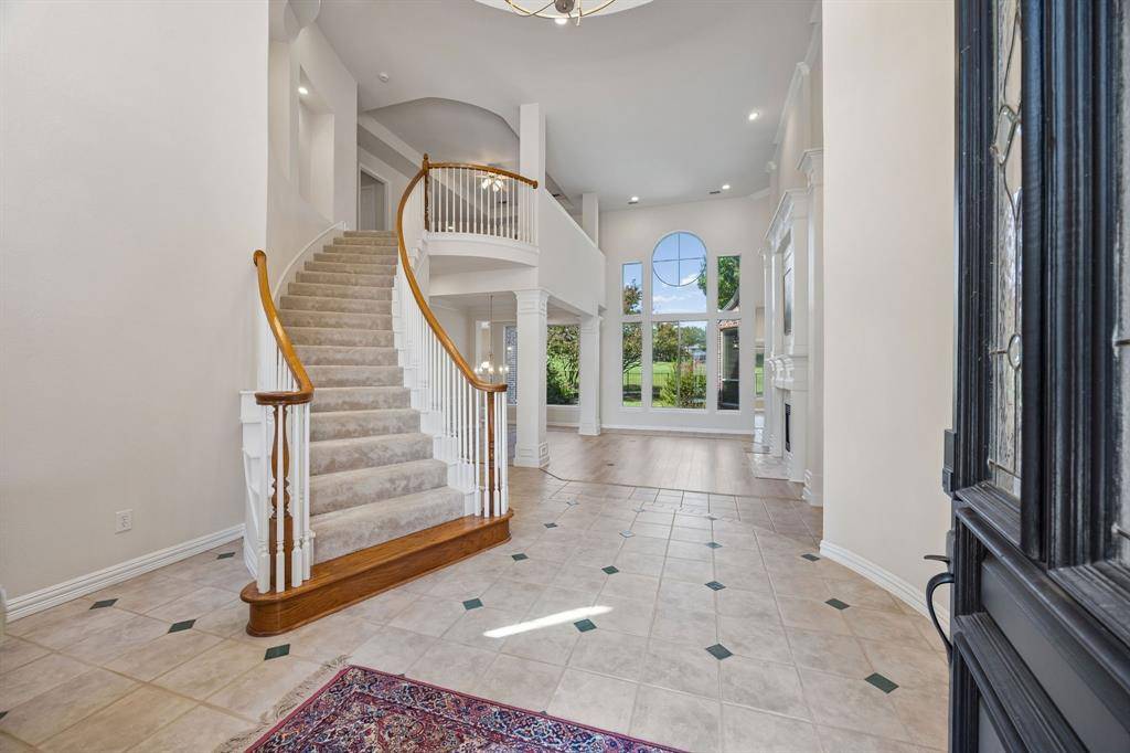 1106 Hills Creek Drive, Mckinney, TX 75072