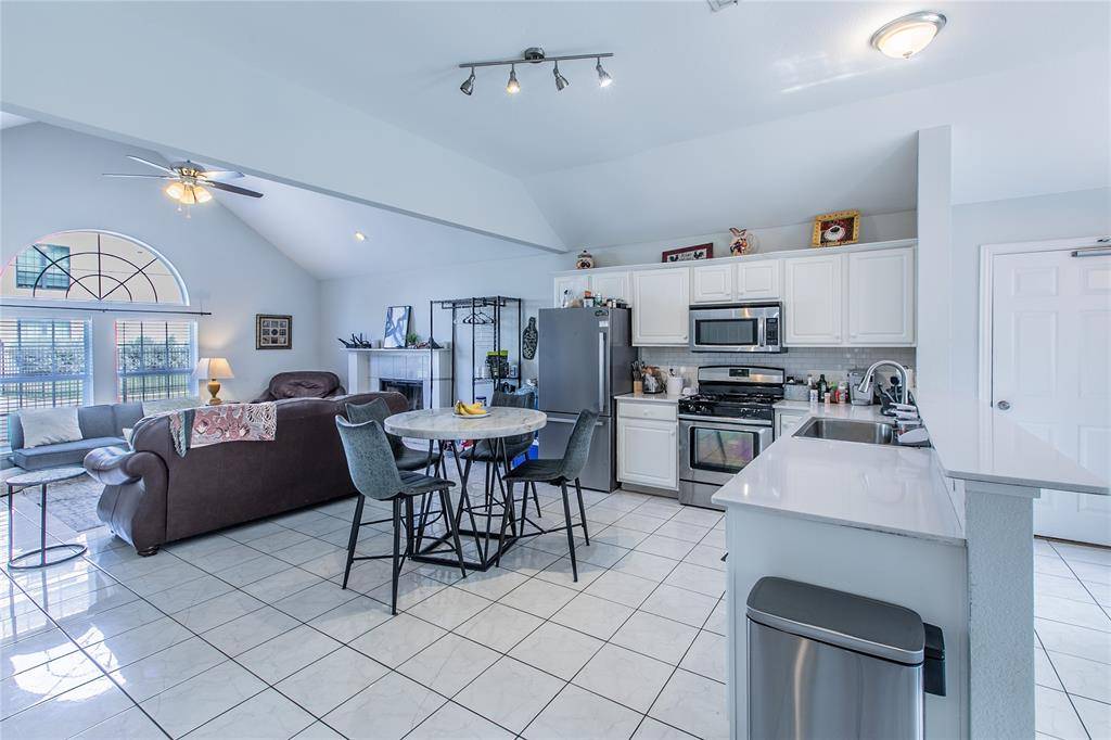4720 San Jacinto Street, Dallas, TX 75204