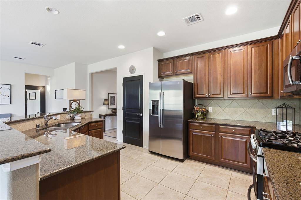 960 Pasatiempo Drive, Frisco, TX 75036