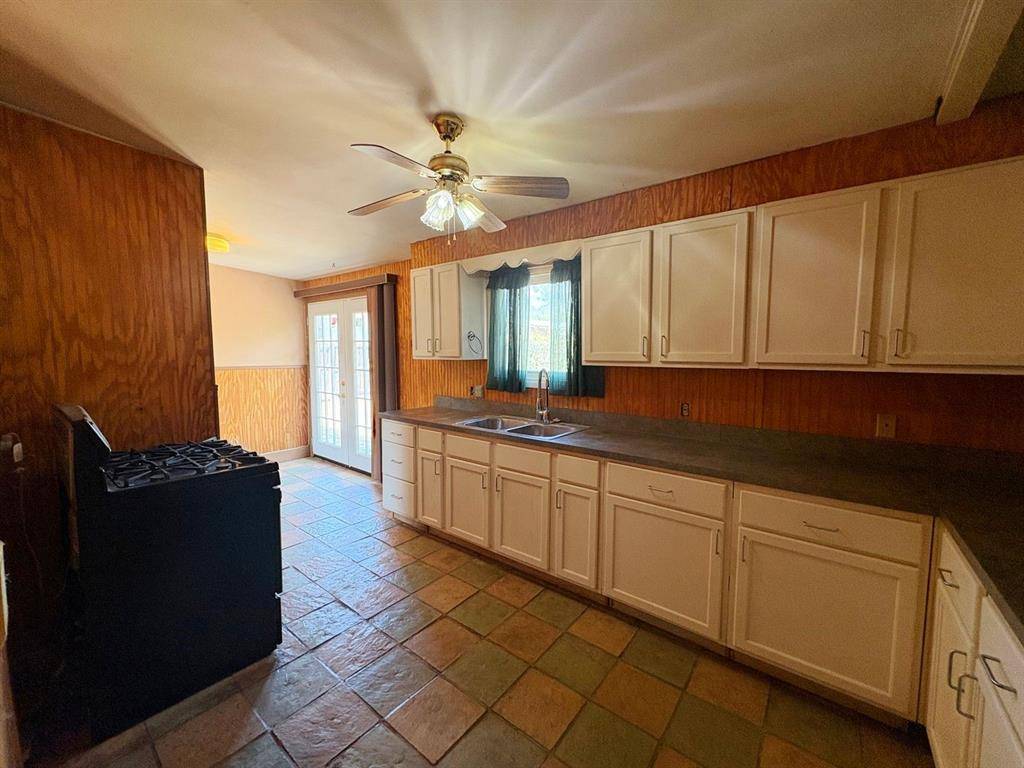 2532 A and M Avenue, San Angelo, TX 76904