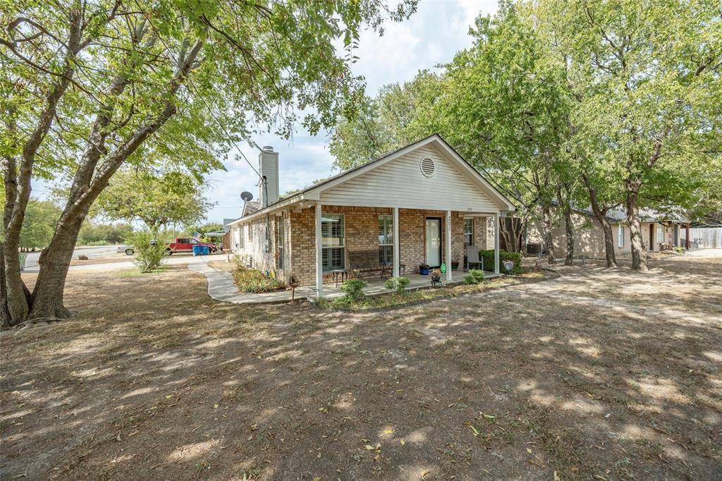 201 W Oak Street, Aledo, TX 76008