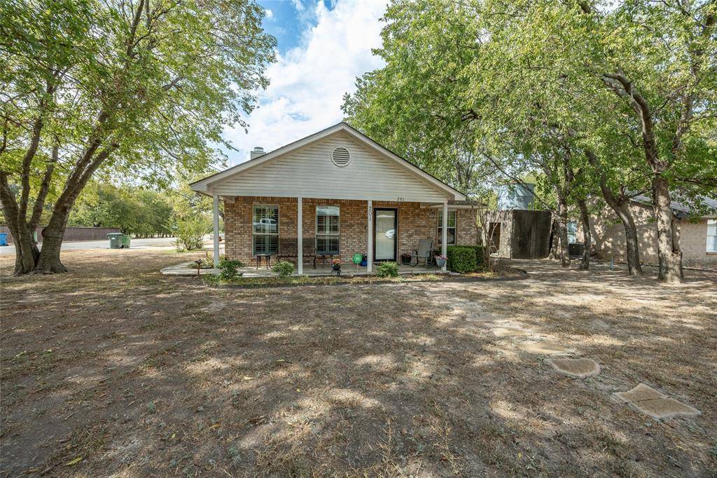 201 W Oak Street, Aledo, TX 76008