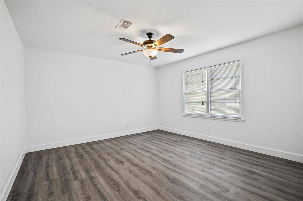 863 Ala Drive, White Settlement, TX 76108