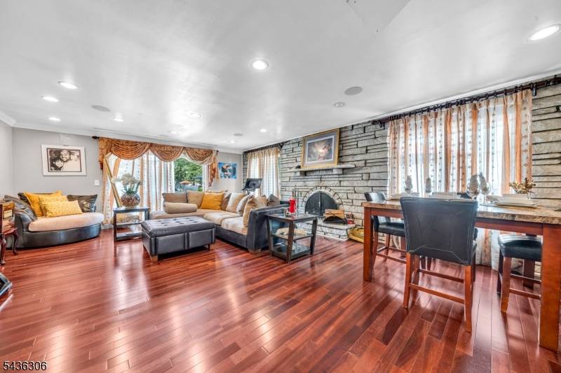 161 Plauderville Ave, Garfield City, NJ 07026