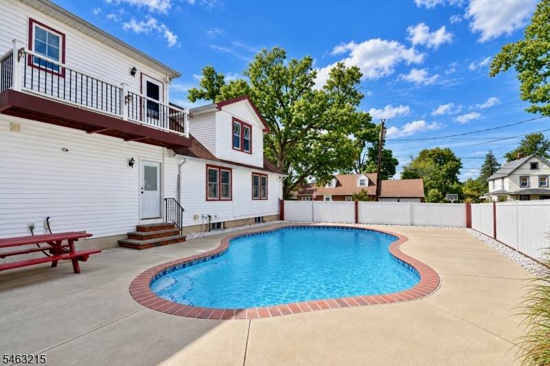 46 Central Ave, Butler Boro, NJ 07405