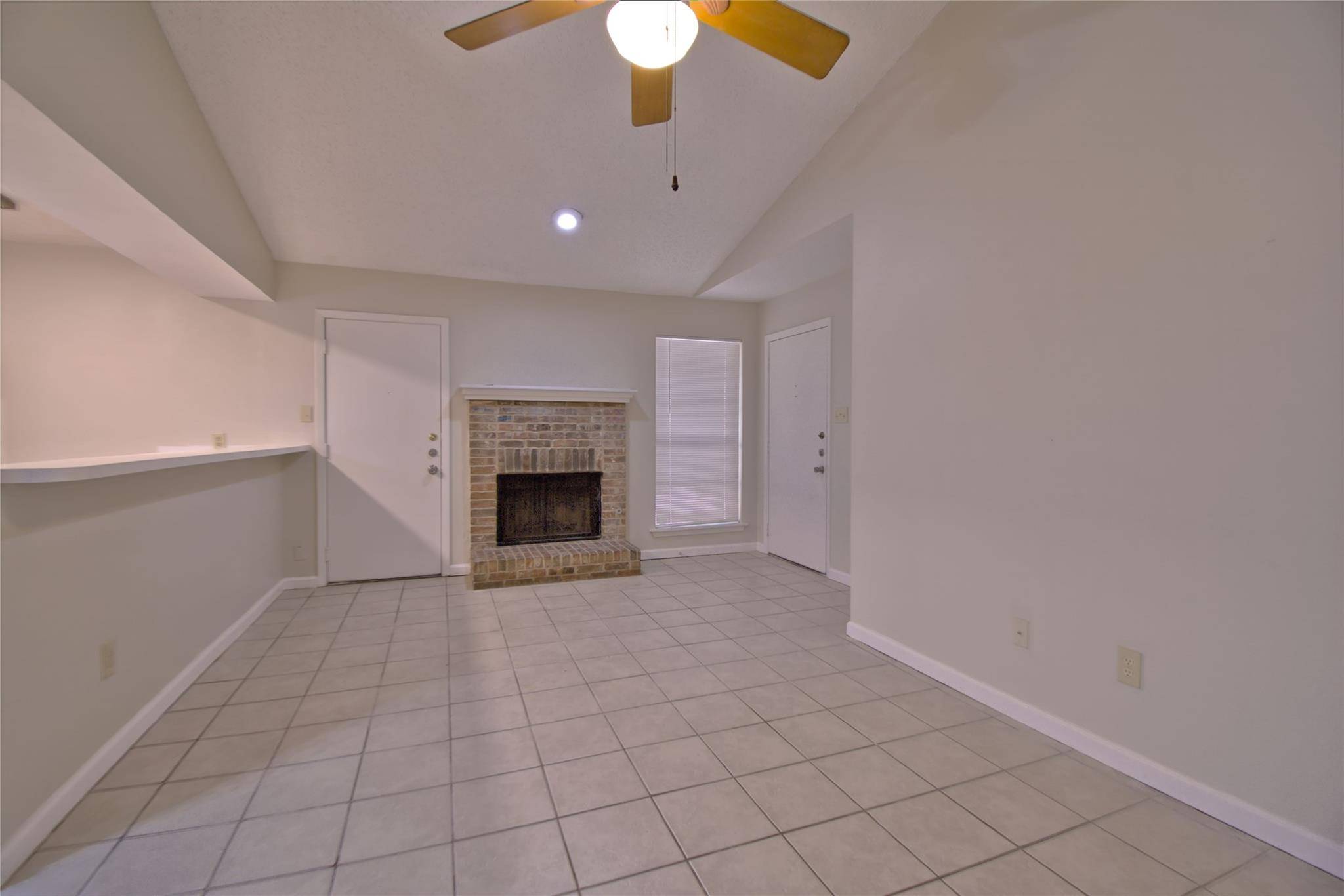 6201 Soft Wind CIR #B, Austin, TX 78745