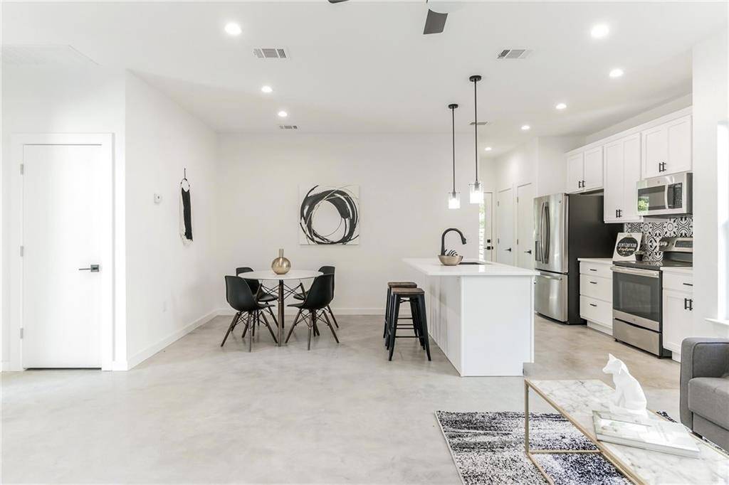 1144 Gunter ST #202, Austin, TX 78721