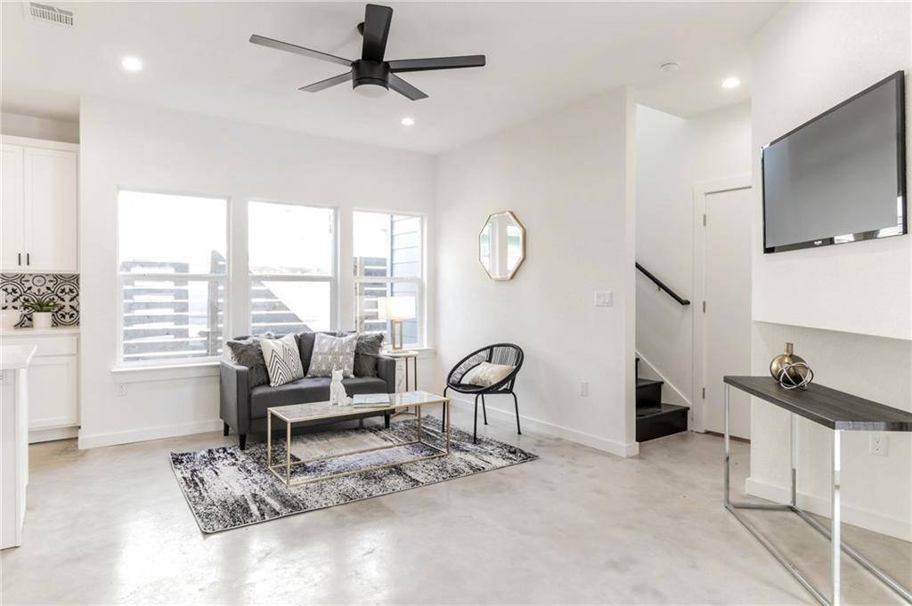 1144 Gunter ST #202, Austin, TX 78721