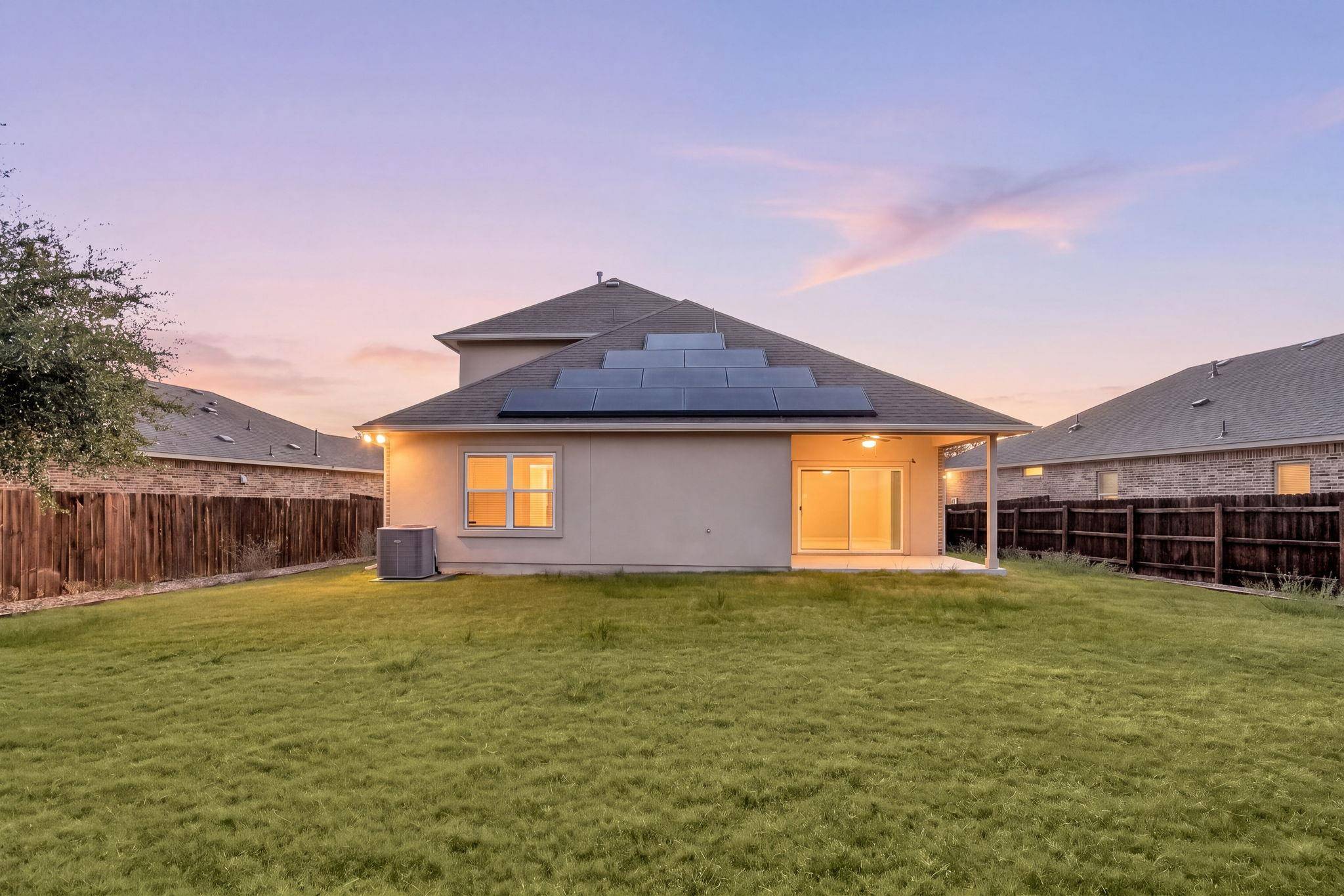 2412 Star Hill Ranch ST, Georgetown, TX 78628