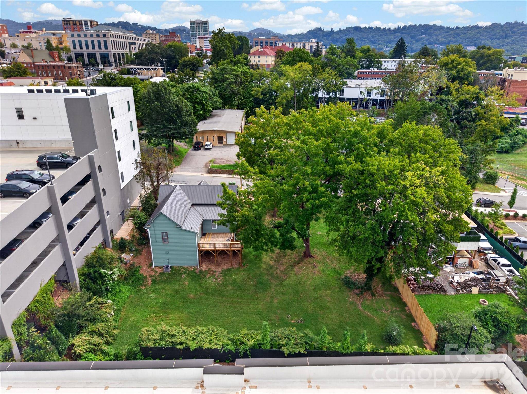 21 Pearl ST, Asheville, NC 28801