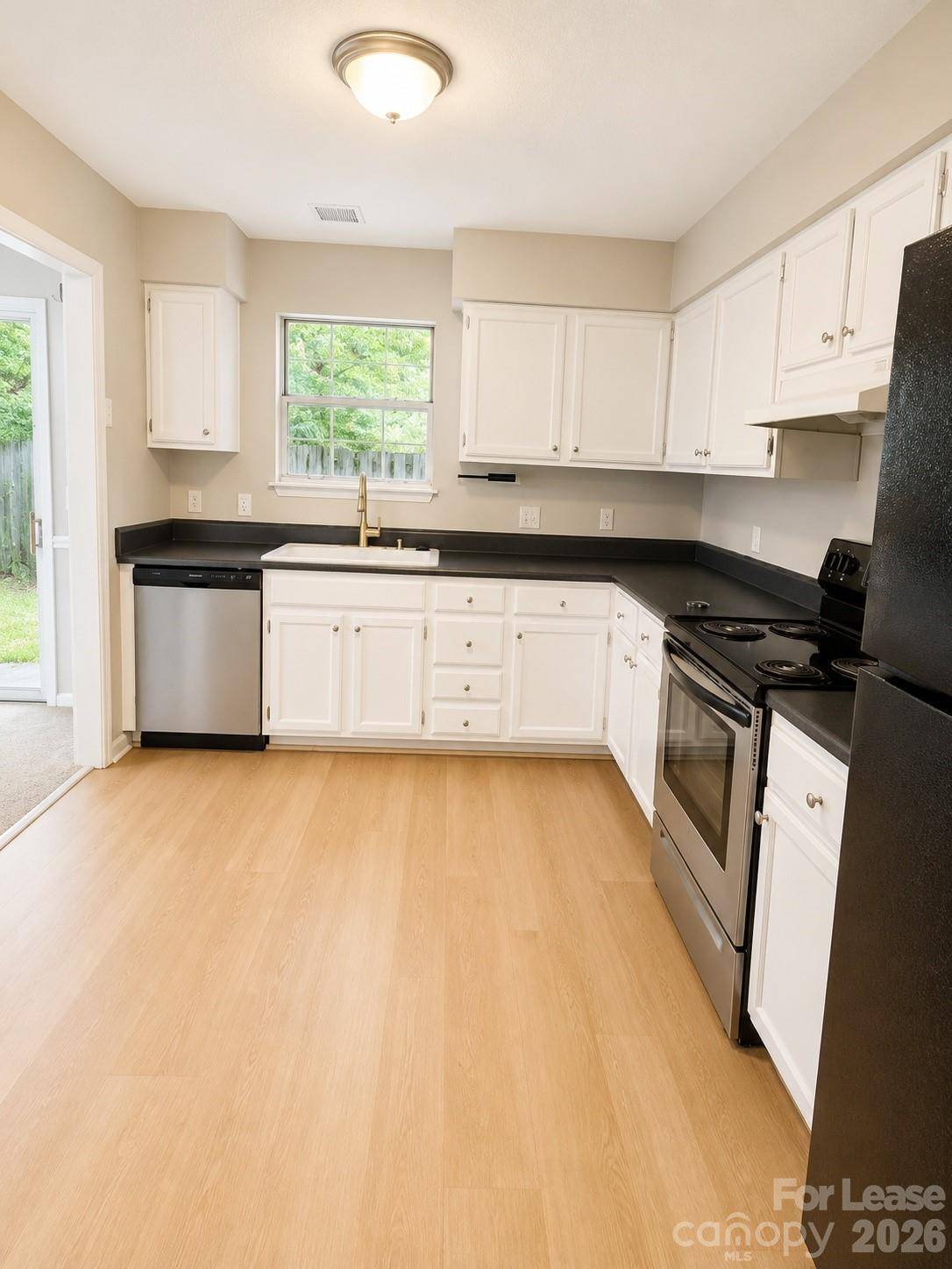 6020 Heath Valley RD, Charlotte, NC 28210