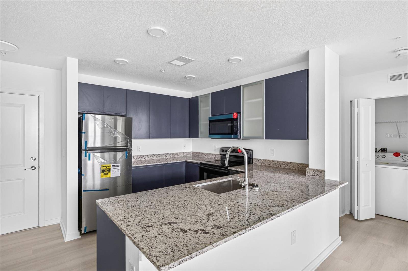 5563 MILLENIA PARK BLVD #517, Orlando, FL 32839