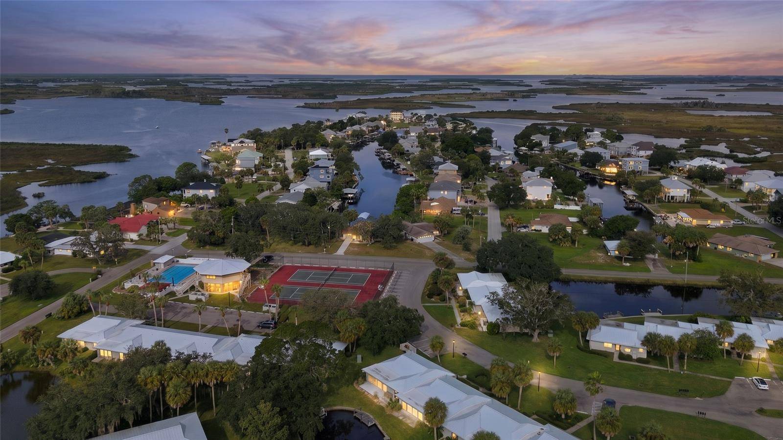 11675 W DIXIE SHORES DR, Crystal River, FL 34429