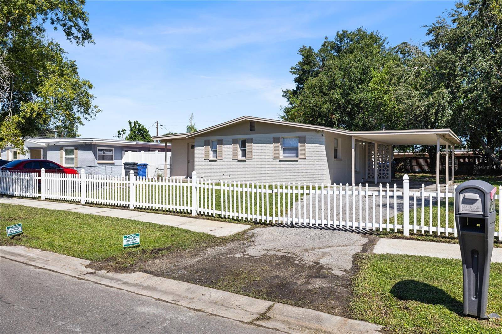 4535 W HANNA AVE, Tampa, FL 33614