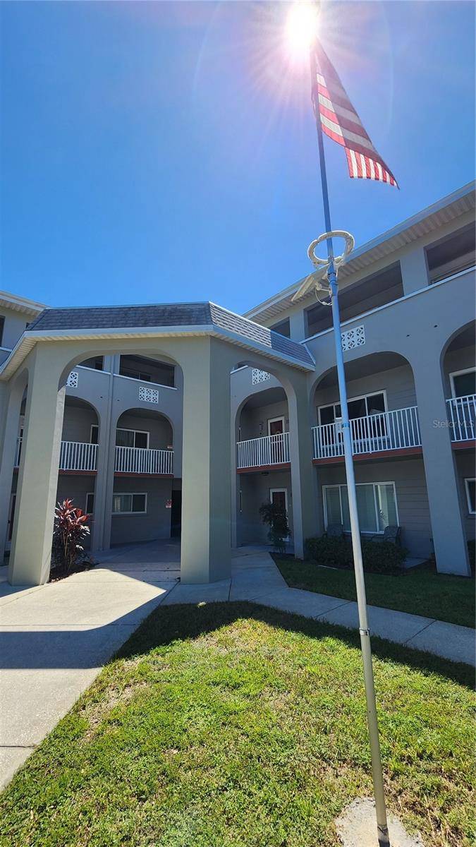 2229 AMERICUS BLVD W #7, Clearwater, FL 33763
