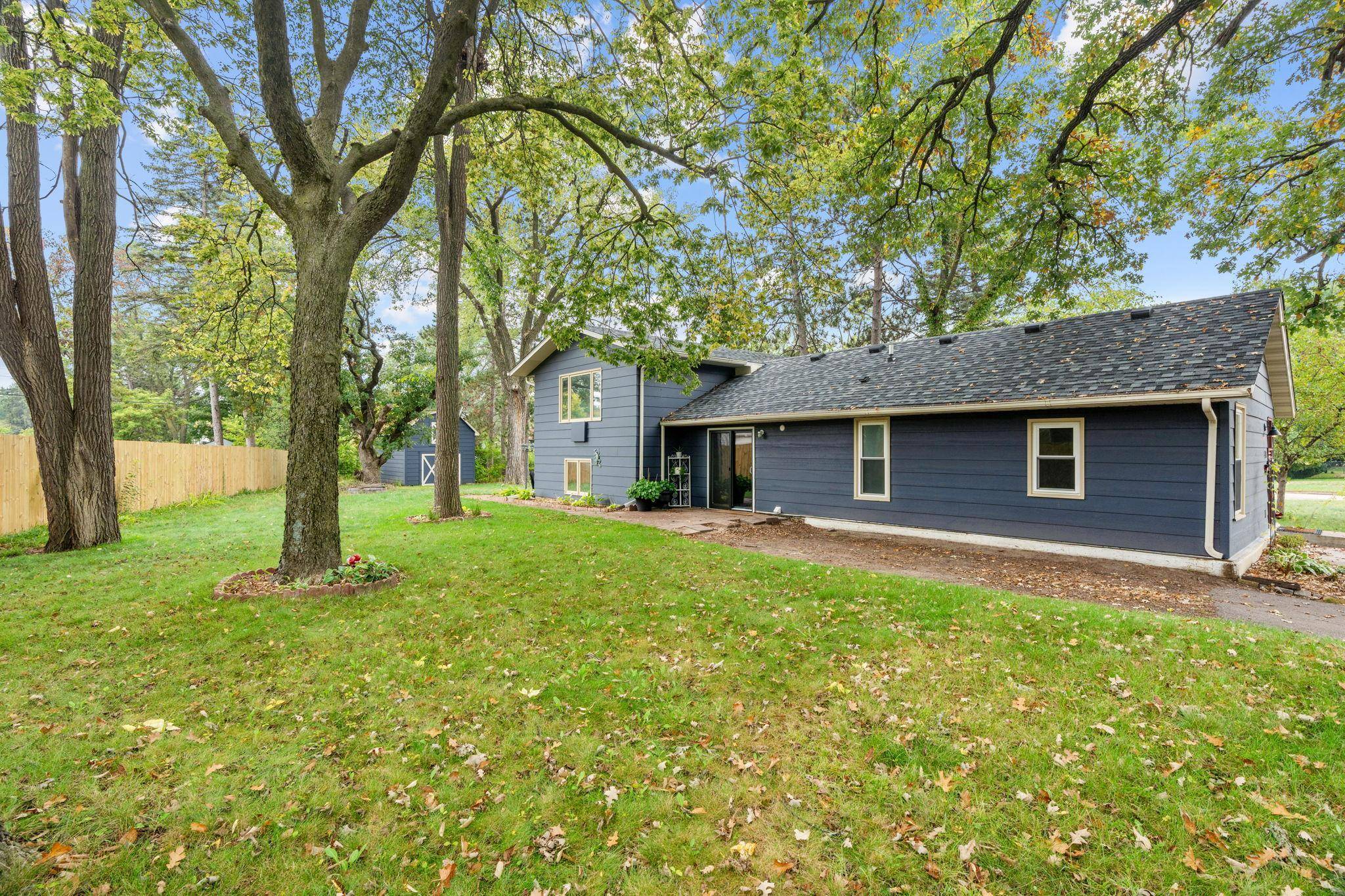 412 Garfield AVE, Champlin, MN 55316