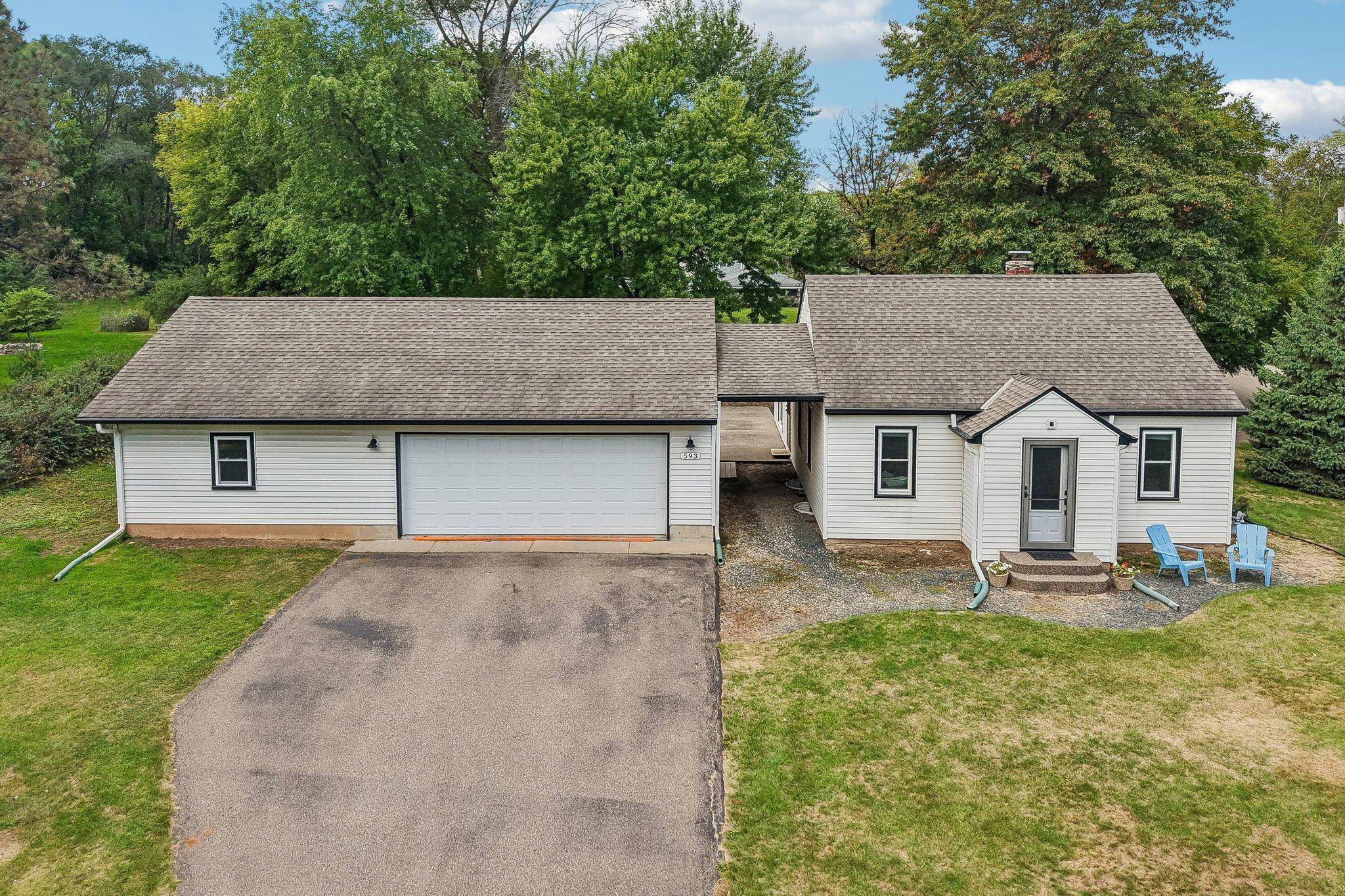 593 Century AVE N, Maplewood, MN 55119