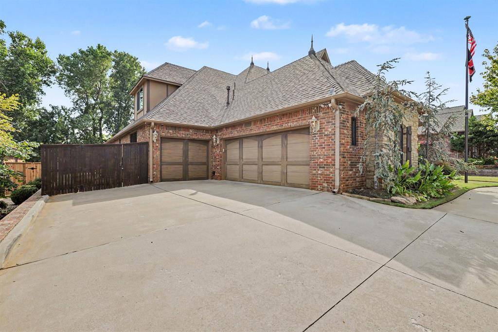 420 Stonemill BLVD, Yukon, OK 73099