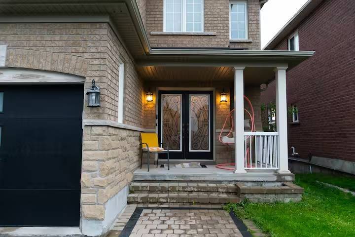 99 Sun King CRES, Barrie, ON L4M 7K4