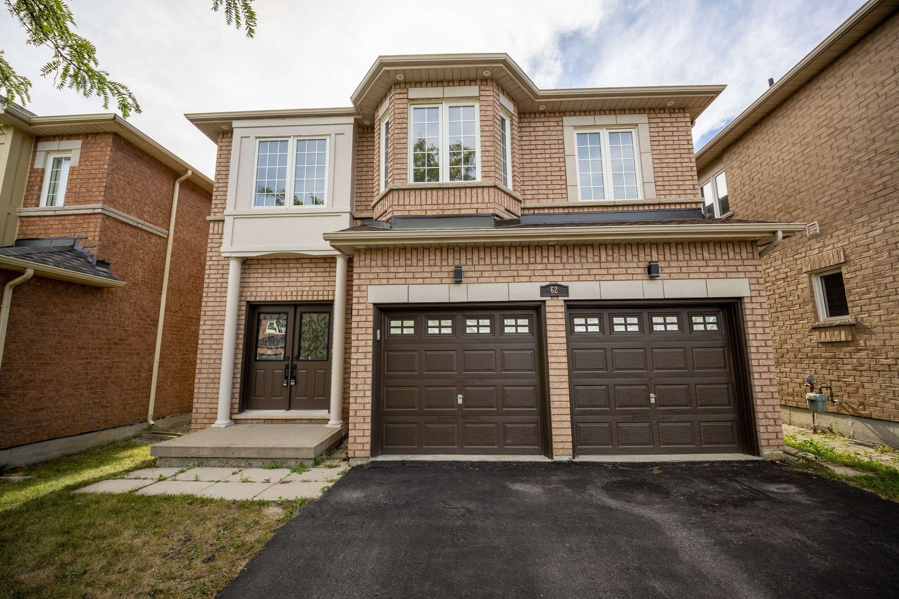 62 Sir Jacobs CRES, Brampton, ON L7A 3V2