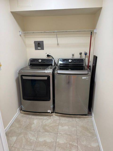30 Malta AVE #305, Brampton, ON L6Y 4S5