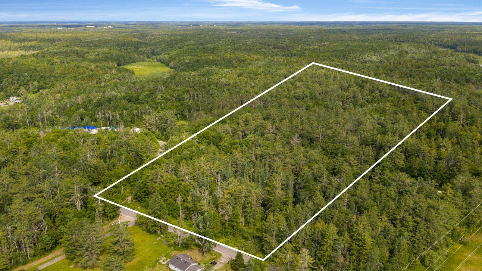 00 Germania RD, Bracebridge, ON P1P 1R3