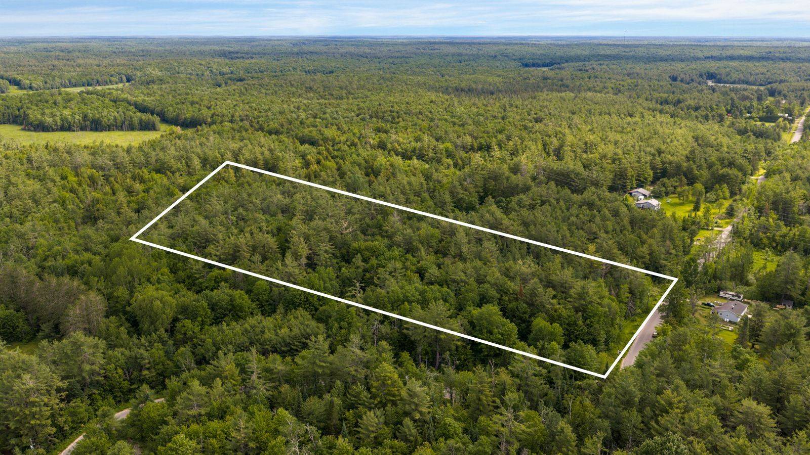 00 Germania RD, Bracebridge, ON P1P 1R3