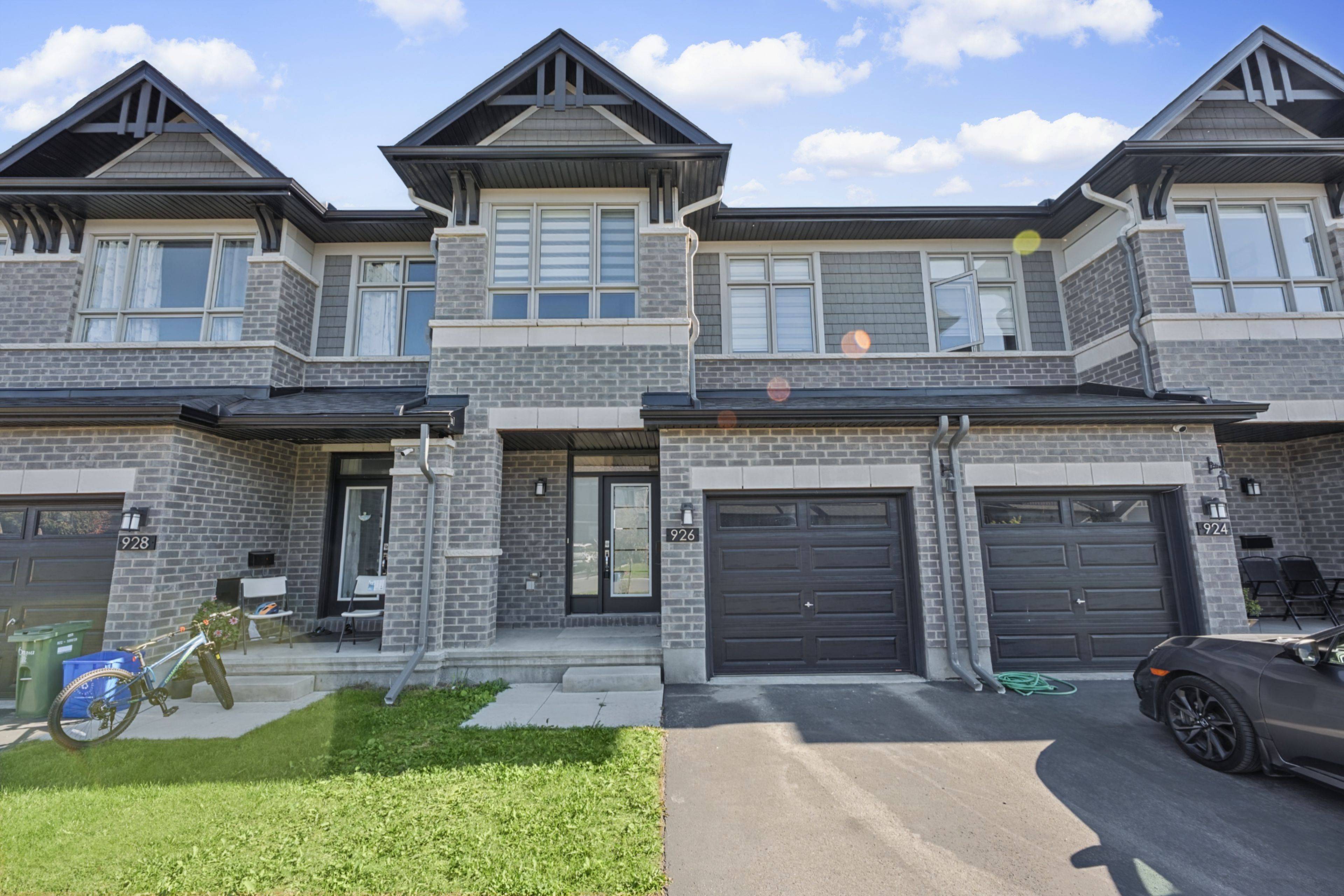 926 Omagaki WAY, Blossom Park - Airport And Area, ON K0A 2P0